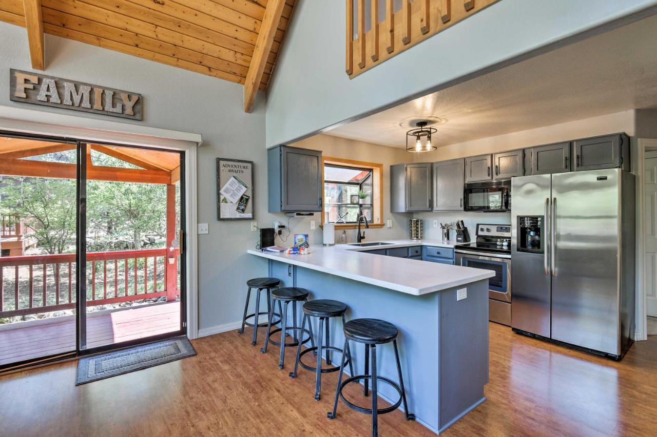 Updated And Modern Munds Park Home With Fire Pit! Dış mekan fotoğraf
